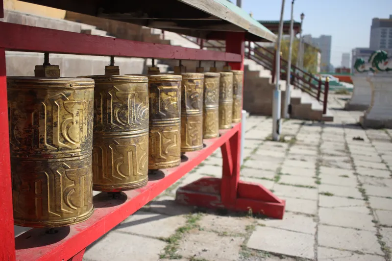 Ulaanbaatar Gandantegchinlen Monastery