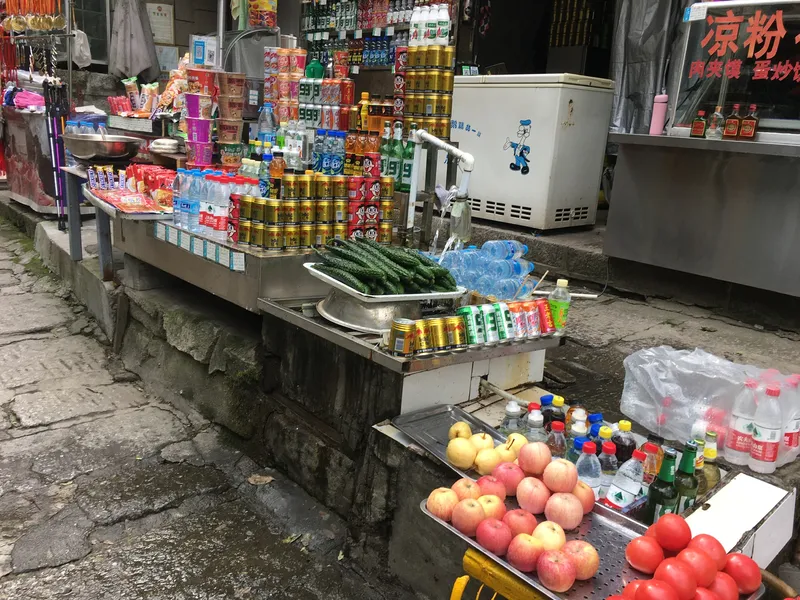 huashan hike stalls