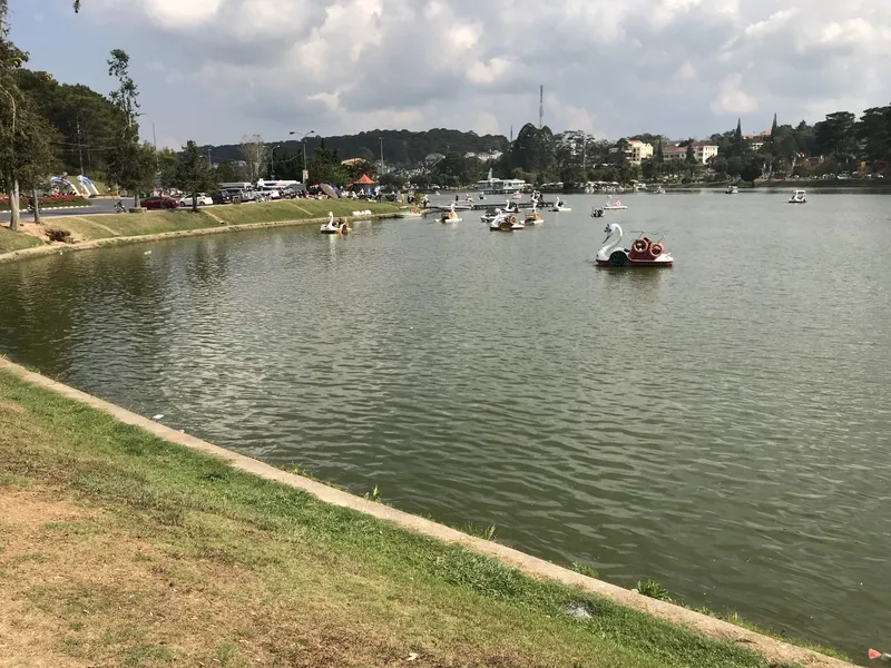 West lake da lat