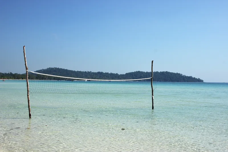 Long set beach Koh Rong