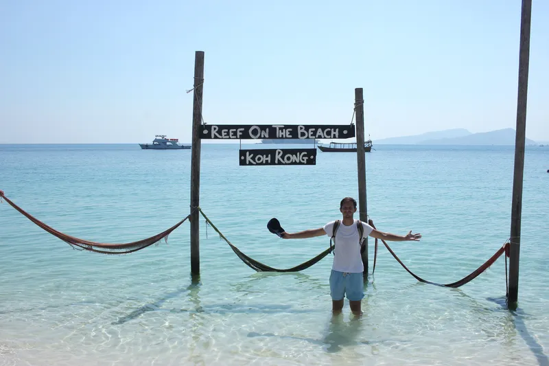 Long set beach Koh Rong