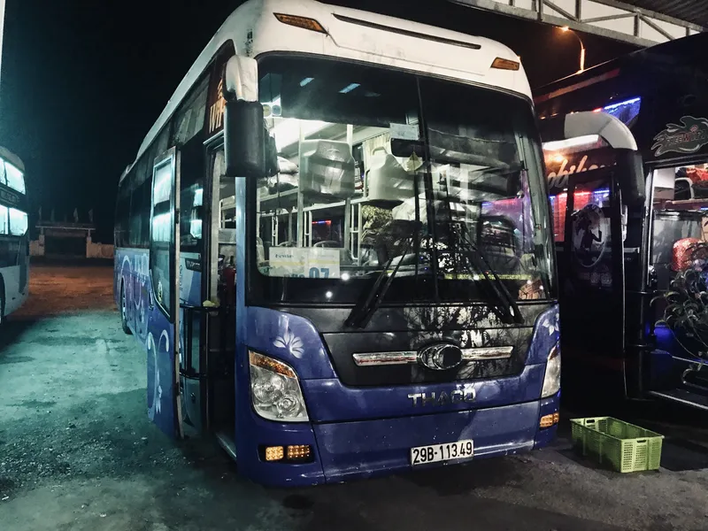 Vietnam Travel bus