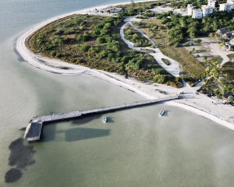 holbox pier