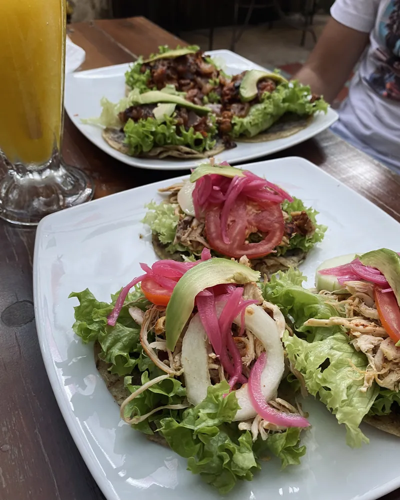 mexico food sopes