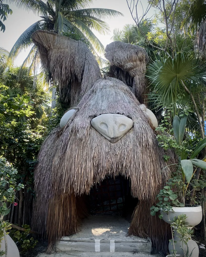 tulum mexico sculpture