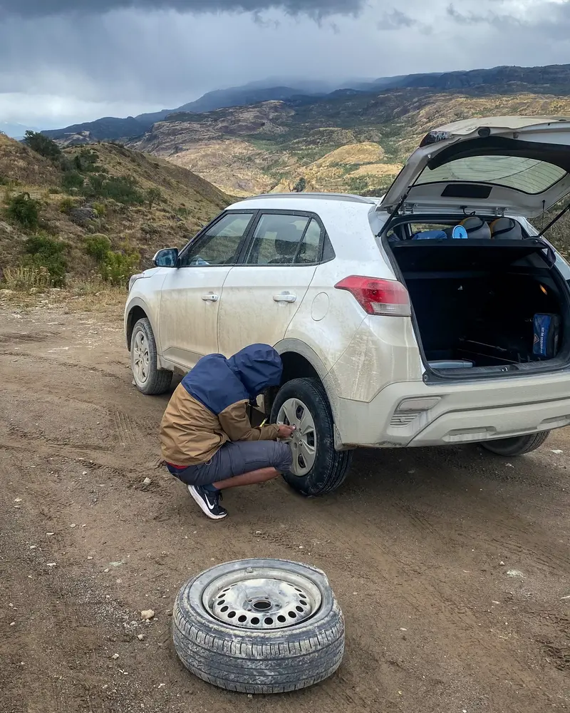 Ruta 7 flat tire