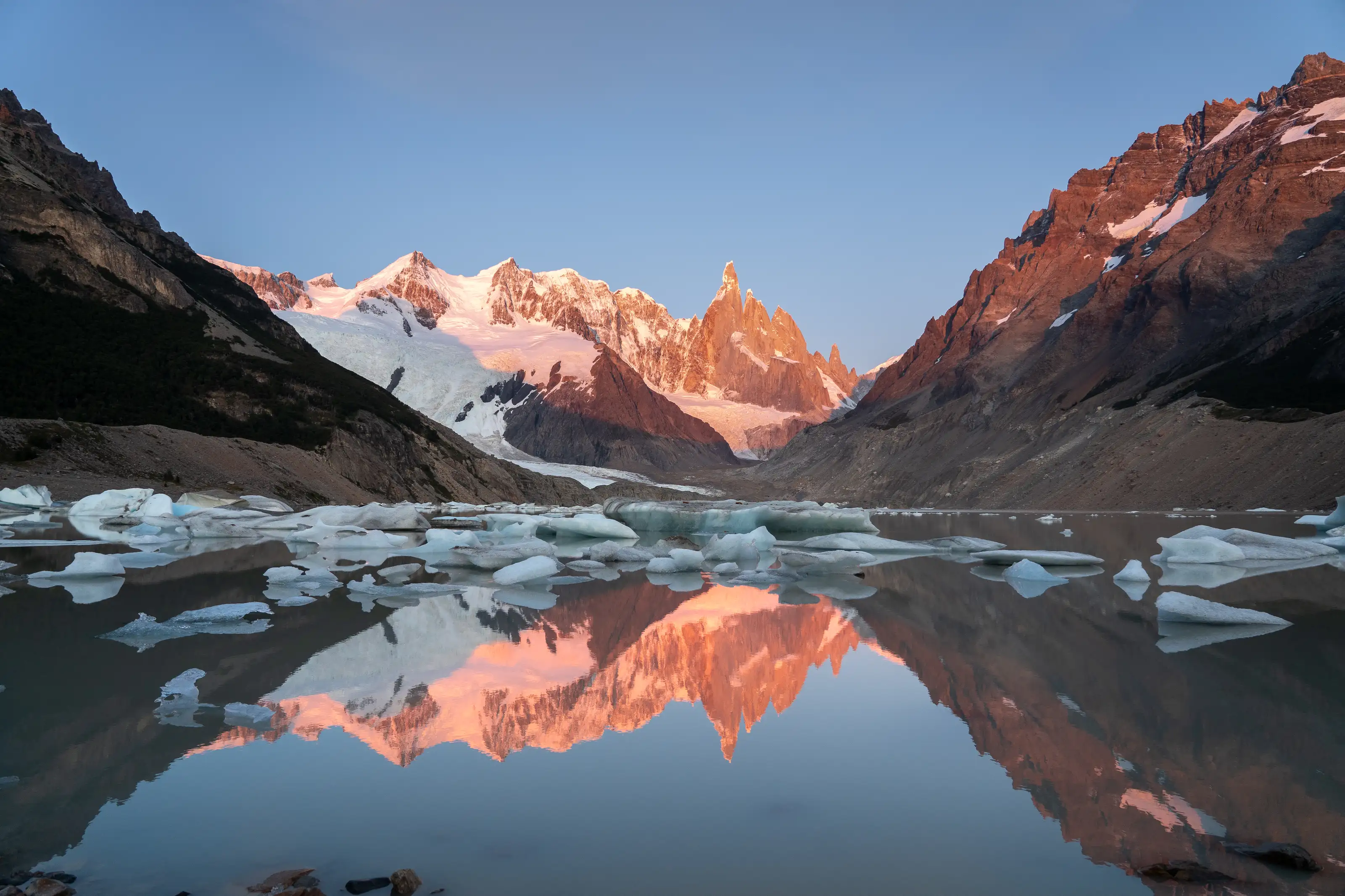 Laguna Torre sunrise