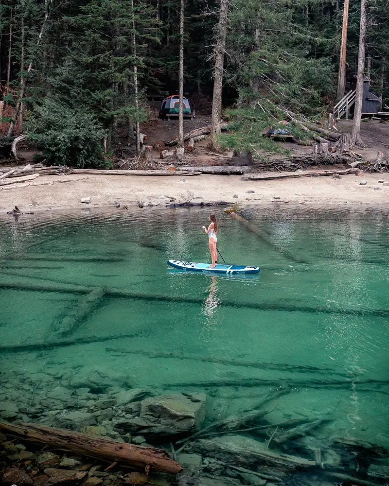 Lindeman lake paddleboarding